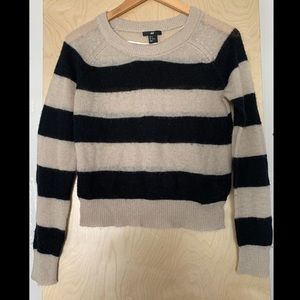 3/$15 Striped sweater sz M